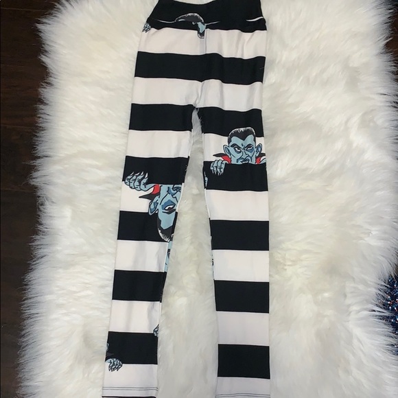 LuLaRoe leggings Size L/XL Halloween theme - Picture 2 of 4